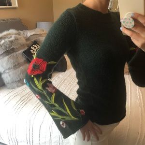 Green long sleeve shirt